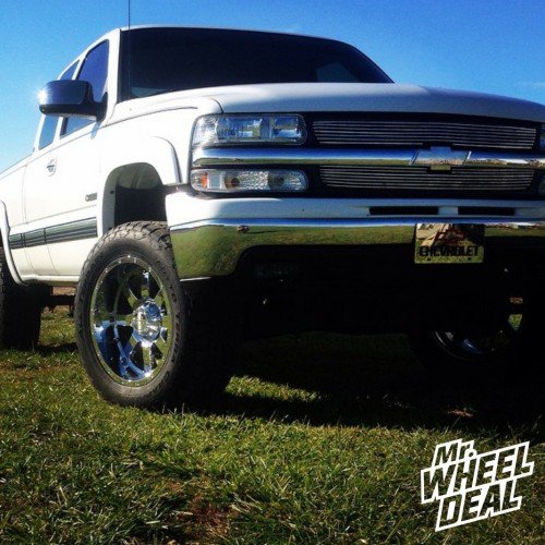 2000 Chevy 1500 with 20x10 Gear Alloy Big Block 726 Chrome wheels Chrome 20x10 Gear Alloy Big Block 726 wheels on a 2000 Chevy 1500