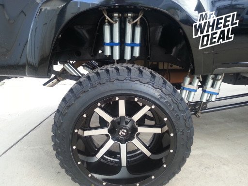 22x14" Fuel Off Road Maverick Wheels