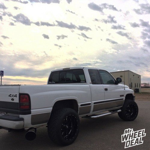 305/50/20 Nitto NT420S tires with 20x12 Moto Metal 962 Black wheels on a 1999 Ram 2500 1999 Ram 2500 with 20x12" Moto Metal 962 Black wheels and 305/50/20 Nitto NT420S tires
