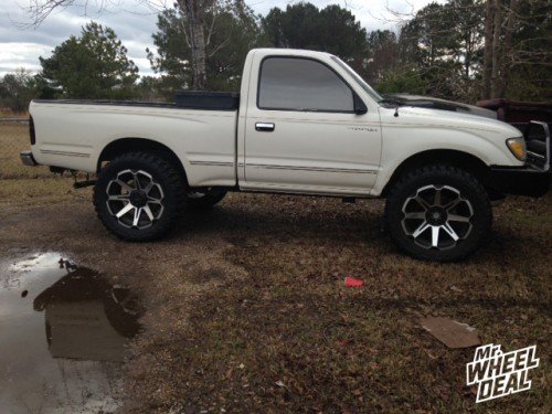 20" Tuff T05 Machined wheels -13mm with 33" Federal Couragia MT tires on a 1999 Toyota Tacoma 20x9 Tuff T05 Machined wheels -13mm with 33X12.50R20 Federal Couragia MT tires on a 1999 Toyota Tacoma