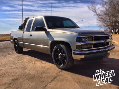 20x9" Fuel Off-Road Hostage Wheels with 255/45/20 Toyo Proxes ST II Tires on a 1998 Chevy C-1500 20x9" Fuel Off-Road Hostage Wheels with 255/45/20 Toyo Proxes ST II Tires on a 1998 Chevy C-1500