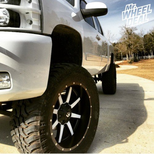 22x10 Fuel Off-Road Maverick wheels with -24 offset with 37X13.50R22 Dakar MT tires on a 2007 Chevy Silverado 1500 2007 Chevy Silverado 1500 with 22x10 Fuel Off-Road Maverick wheels -24 offset and 37X13.50R22 Dakar MT tires