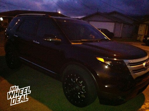 20x9" Fuel Off Road Krank Wheels 255/50/20 Toyo Proxes ST II Tires 2013 Ford Explorer