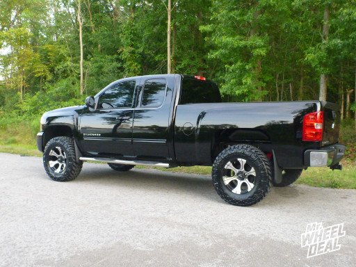 Dick Cepek DC-2 wheels with Nitto Trail Grappler tires on a Chevy Silverado 18x9" Dick Cepek DC-2 wheels with LT295/70/18 Nitto Trail Grappler tires on a 2010 Chevy Silverado 1500