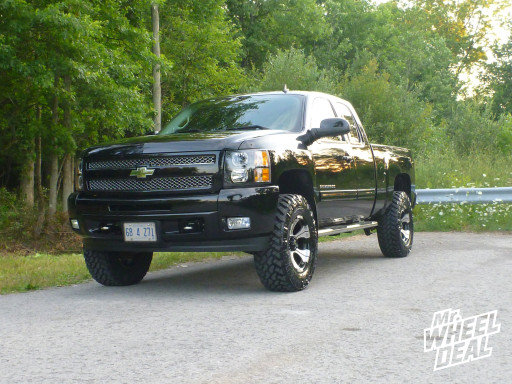 18x9" Dick Cepek DC-2 wheels with LT295/70/18 Nitto Trail Grappler tires on a 2010 Chevy Silverado 1500 LT295/70/18 Nitto Trail Grappler tires with 18x9 Dick Cepek DC-2 wheels on a 2010 Chevy Silverado 1500